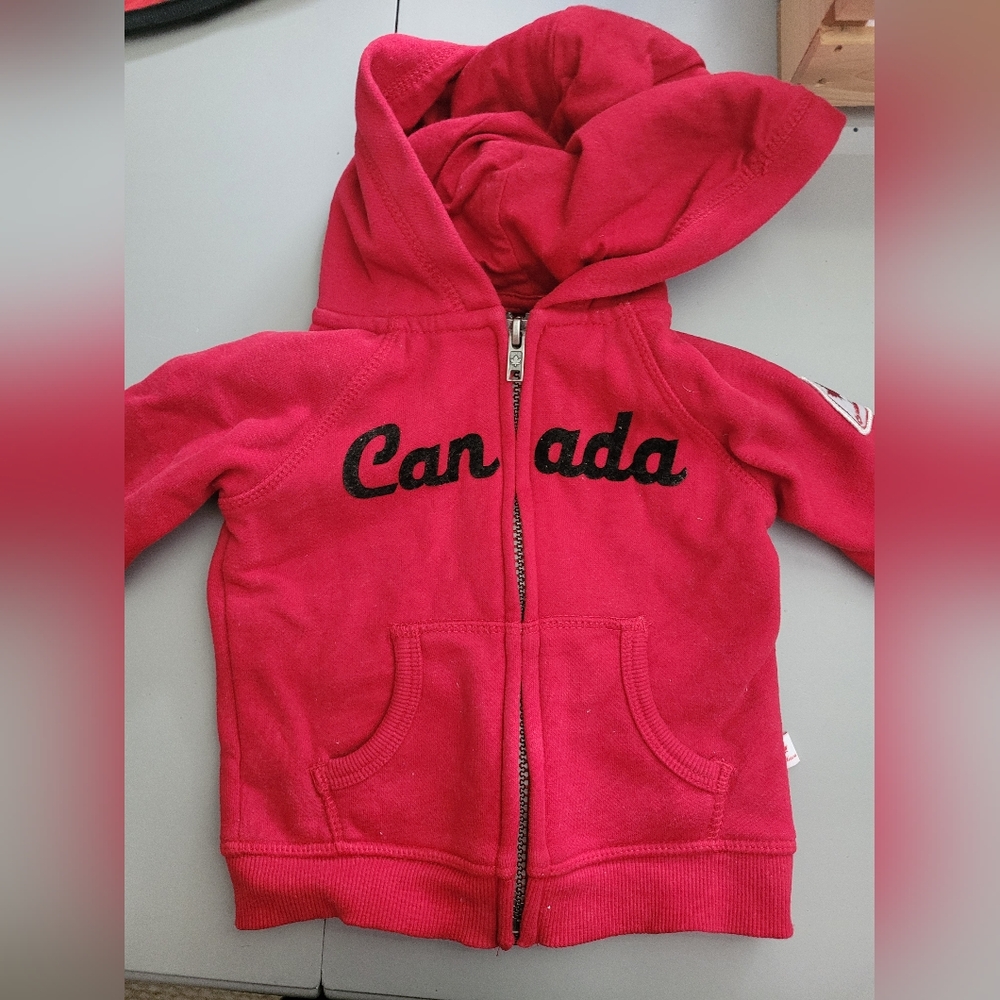 Canadiana 6-12m hoodie and pants set
